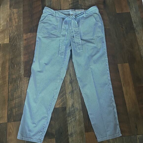 Liz Claiborne blue and white striped belted pants, size 10, new - Picture 1 of 5